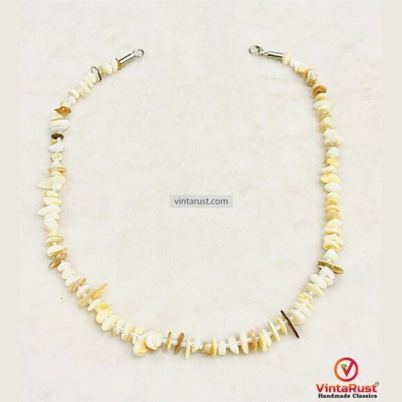 Minimalist Shell Beaded Necklace, Beige & White Natural Shell Necklace, Unisex - Picture 2 of 4